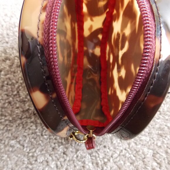 DKNY Tortoise Keep The Change Save The Turtles Wristlet - Picture 5 of 7